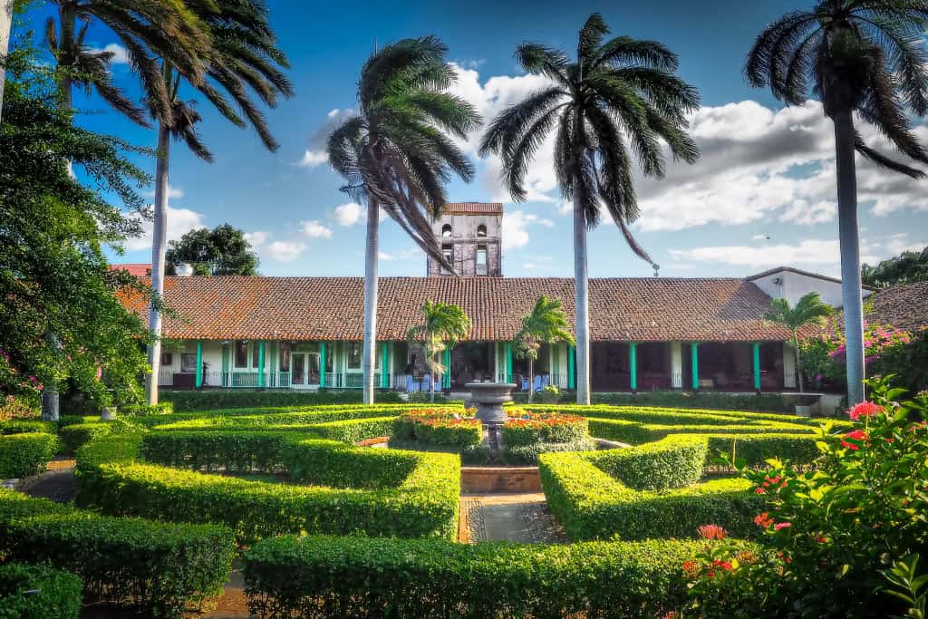 Katedra w Leon i Managua 23 Leon hotel Convento