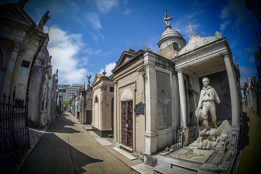 Buenos aires cmentarz recoleta posag 1 1