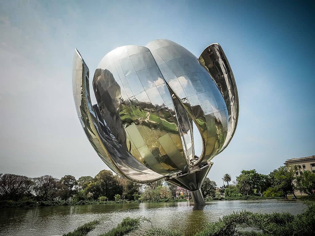 atrakcje w buenos aires floralis generica