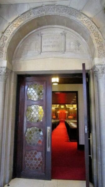 montreal synagoda leonard Cohen