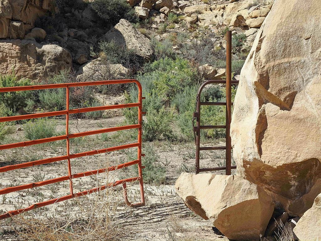 Sego Canyon Barier Style