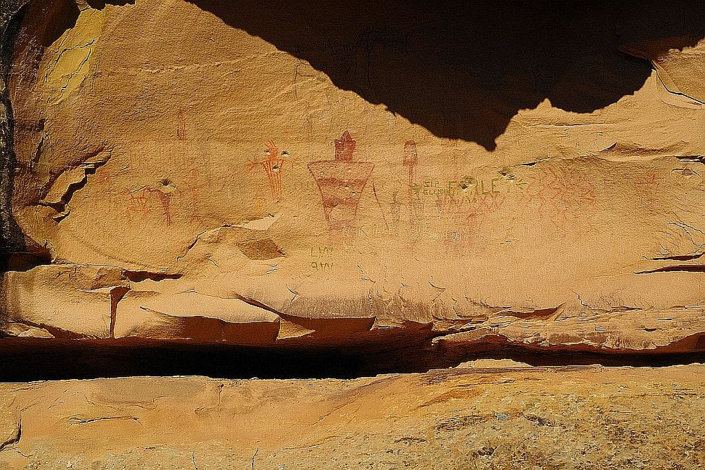 sego canyon rock art fremont g 1