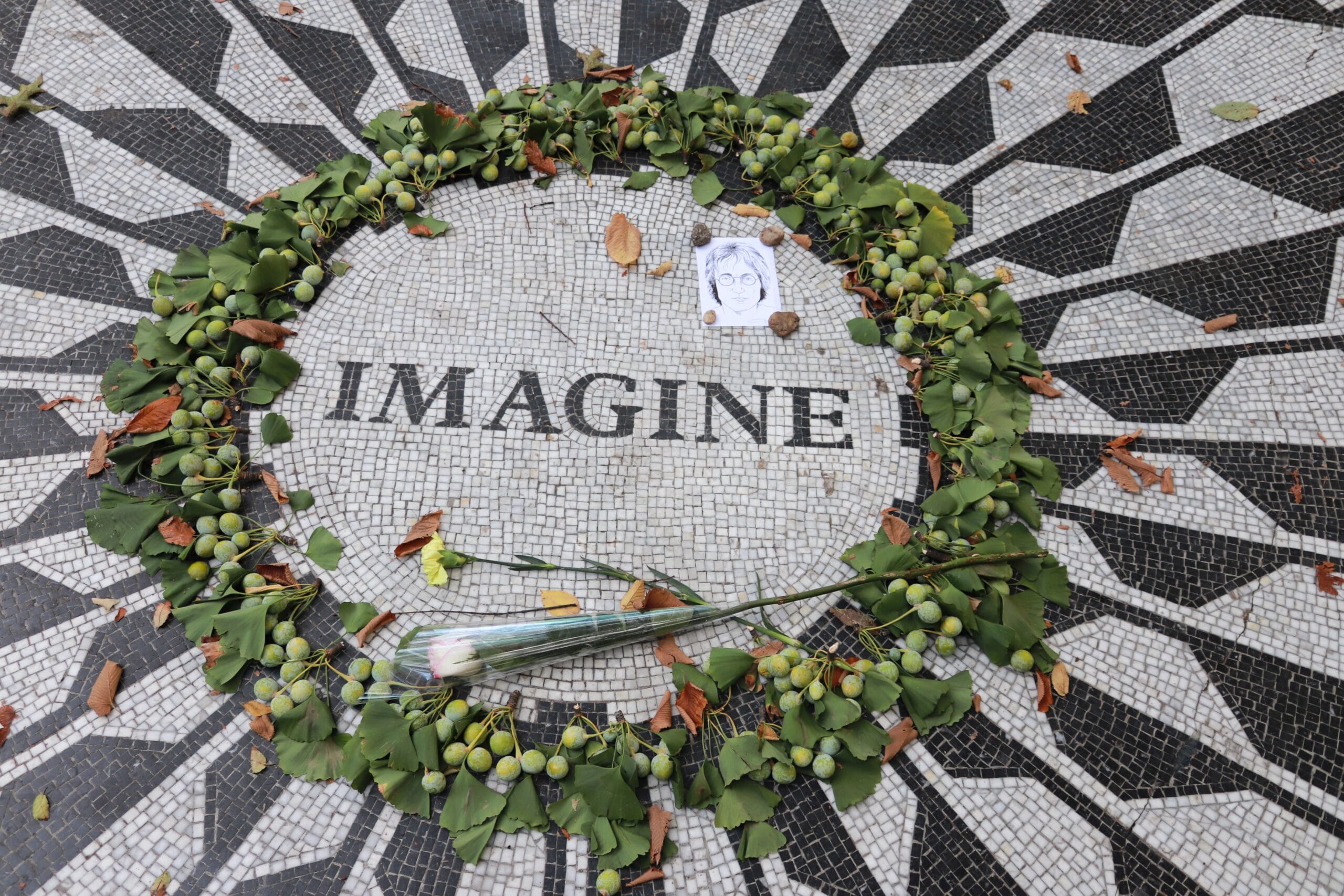 Nowy jork imagine lennon scaled