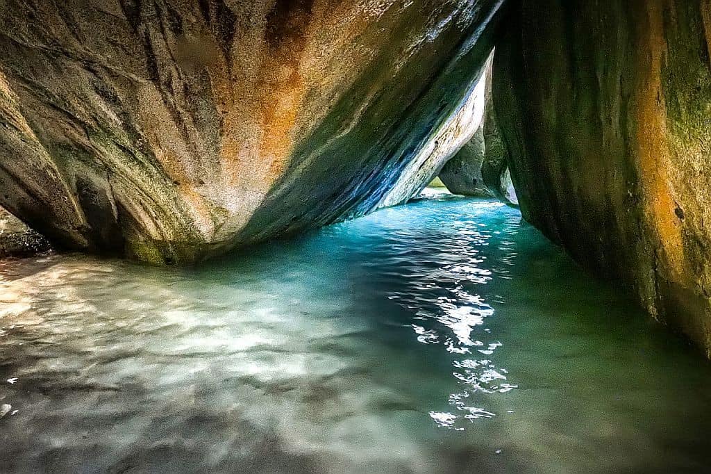 Rejs po Karaibach - 5 wysp w 10 dni 19 Rejs po Karaibach The Baths na Virgin Gorda 4