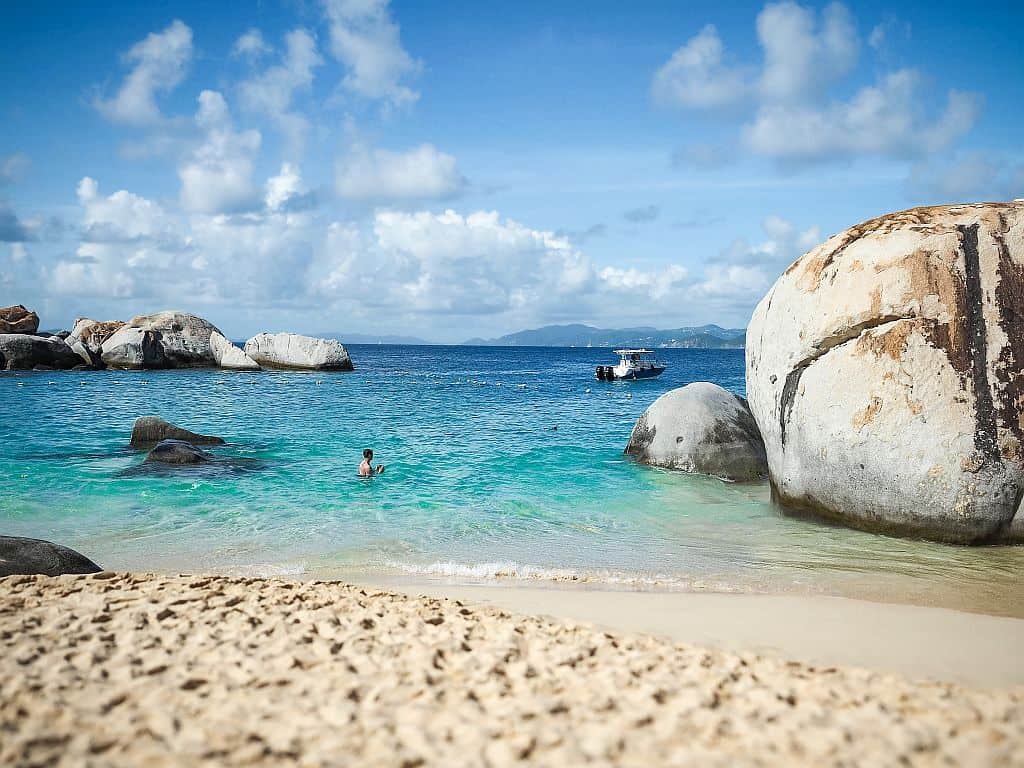 Rejs po Karaibach - 5 wysp w 10 dni 14 Rejs po Karaibach The Baths na Virgin Gorda 6