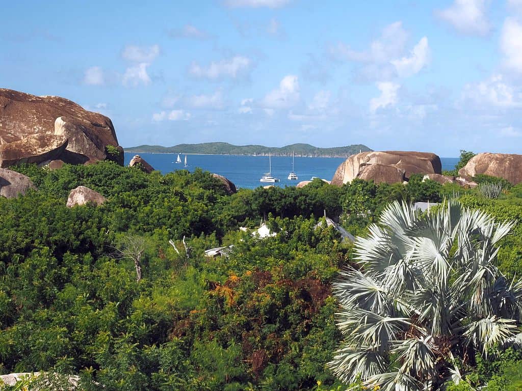 Rejs po Karaibach - 5 wysp w 10 dni 12 Rejs po Karaibach The Baths na Virgin Gorda