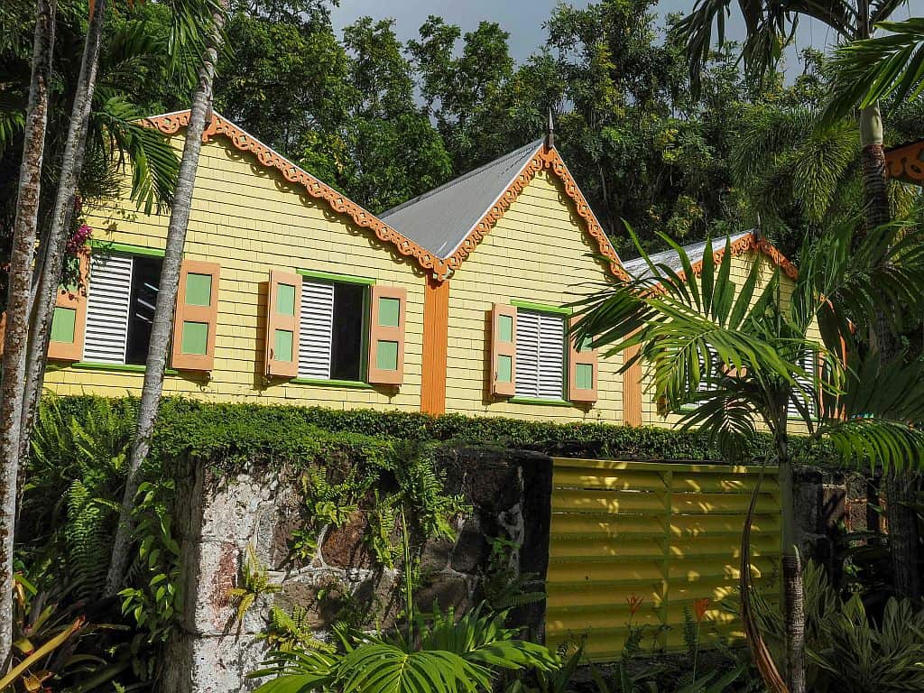 Rejs po Karaibach - 5 wysp w 10 dni 76 Rejs po karaibach St Kitts Romney Manor – dawna rezydencja z ogrodami i pracownia batiku