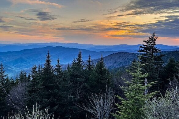 Great Smoky Mountains i miasteczko Gatlinburg