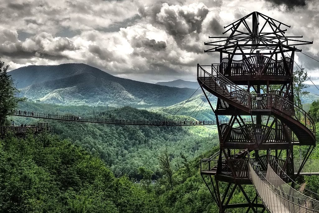 Great Smoky Mountains — Tulip Tower wieza widokowa na koncu SkyTrail