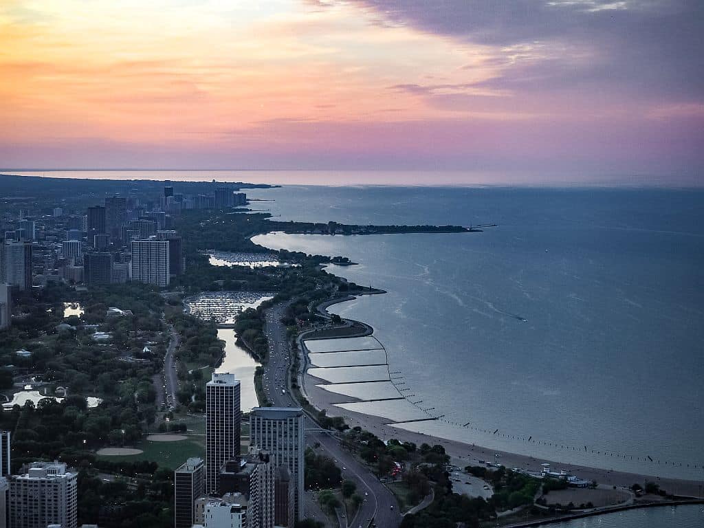 Panorama Chicago z 360 Chicago – jezioro Michigan