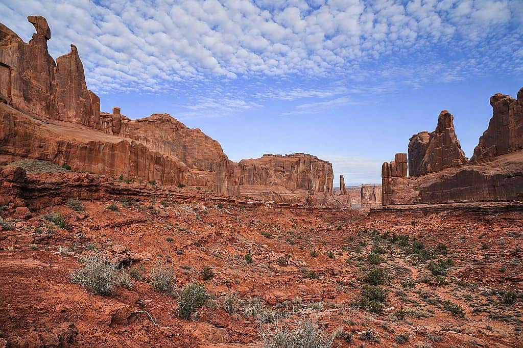 Park Avenue Trail Arches national Park a 1