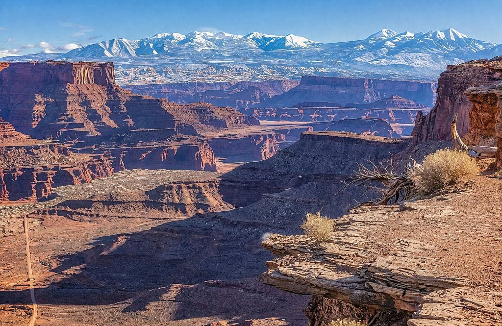 Canyonlands w 1 dzień – gotowy plan i praktyczne wskazówki 15 Shafer Canyon Overlook w Canyonlands widok