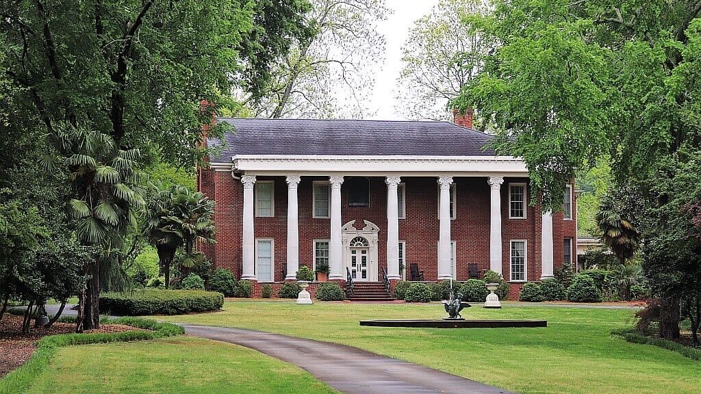 Pamietniki-wampirow-The-Lockwood-Mansion