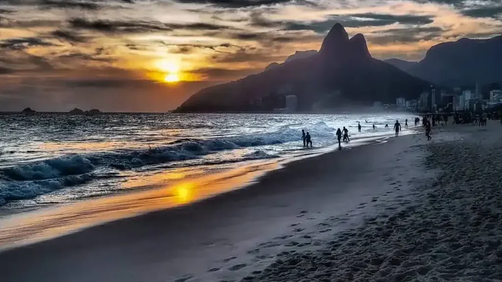 Ameryka Południowa: Jak zaplanować podróż 20 plaze-w-rio-de-janeiro-ipanema